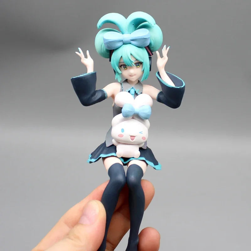 Hatsune Miku x Cinnamoroll Collab Figure | 17CM Kawaii Anime Collectible