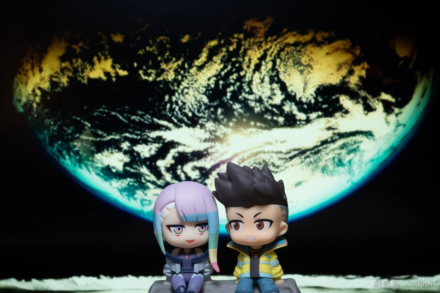 David & Lucy 'To The Moon' Figure Set – Cyberpunk: Edgerunners | 8cm Sitting Duo
