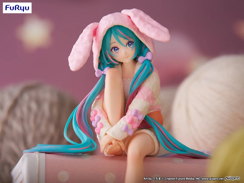 Hatsune Miku Rabbit Ear Pajamas Figure – Noodle Stopper | 15cm PVC